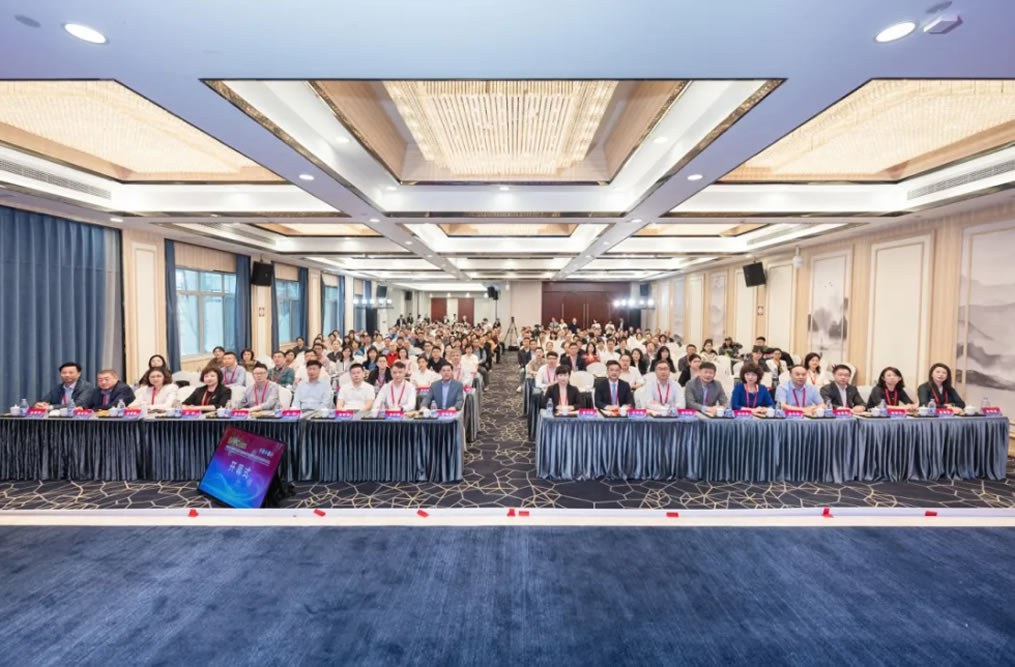 医工协同破局“卡脖子”，ag公司领跑血液净化产业智慧转型